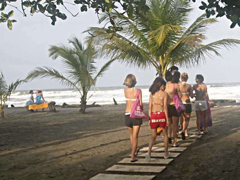 Turtle Beach Lodge Тортугеро Екстериор снимка